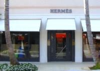 hermes palm beach hours.